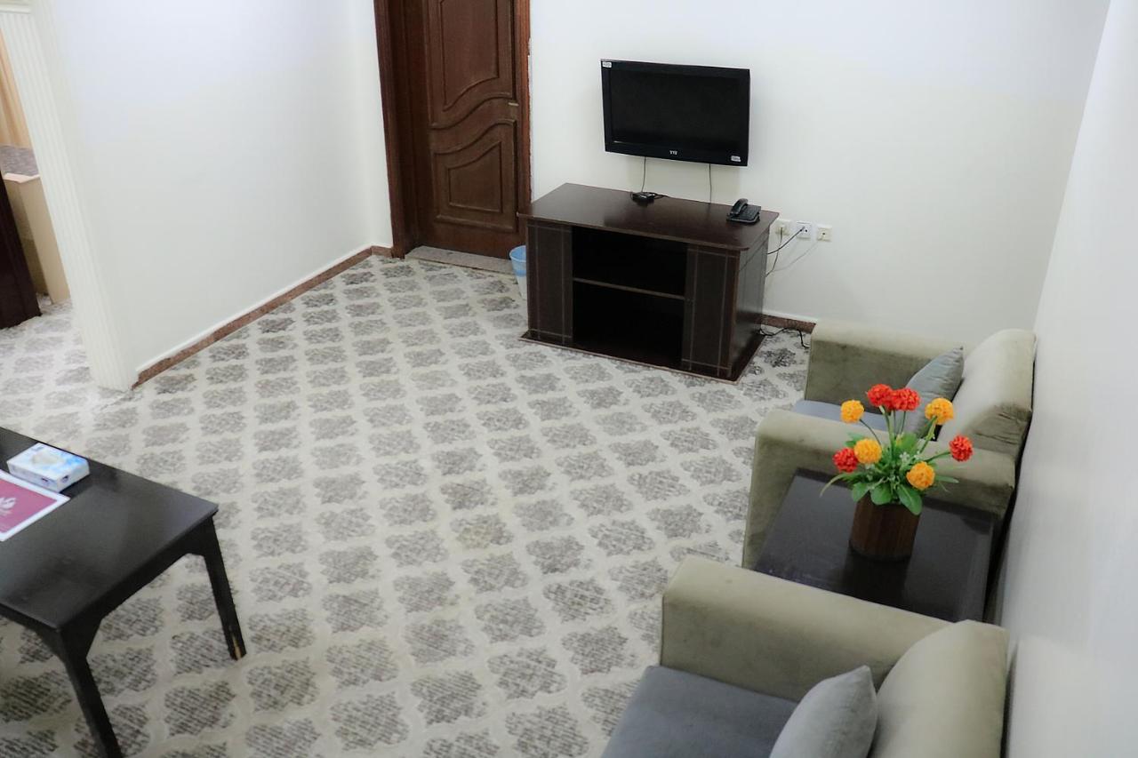 Al Farhan Hotel Suites Riyadh Exterior photo