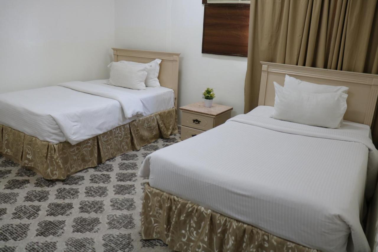 Al Farhan Hotel Suites Riyadh Exterior photo