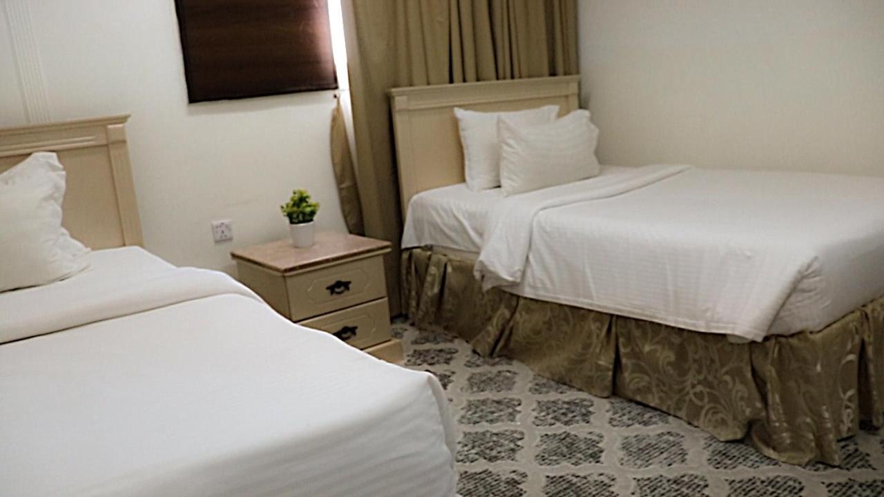 Al Farhan Hotel Suites Riyadh Exterior photo