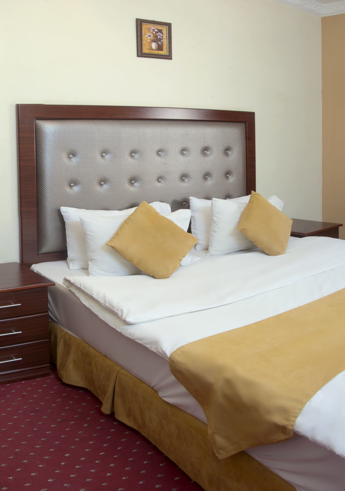 Al Farhan Hotel Suites Riyadh Exterior photo